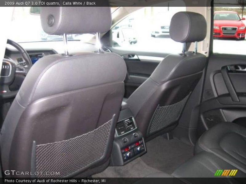 Calla White / Black 2009 Audi Q7 3.0 TDI quattro