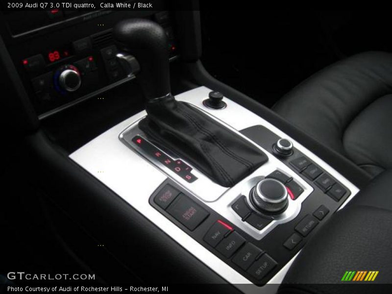 Calla White / Black 2009 Audi Q7 3.0 TDI quattro