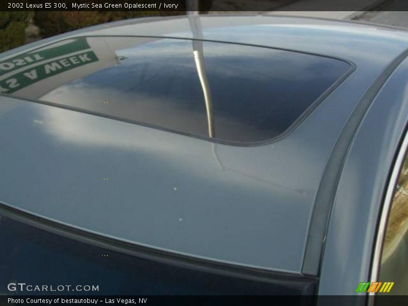 Mystic Sea Green Opalescent / Ivory 2002 Lexus ES 300
