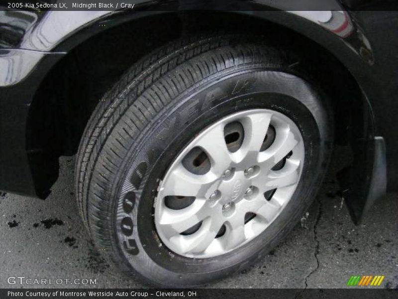 Midnight Black / Gray 2005 Kia Sedona LX