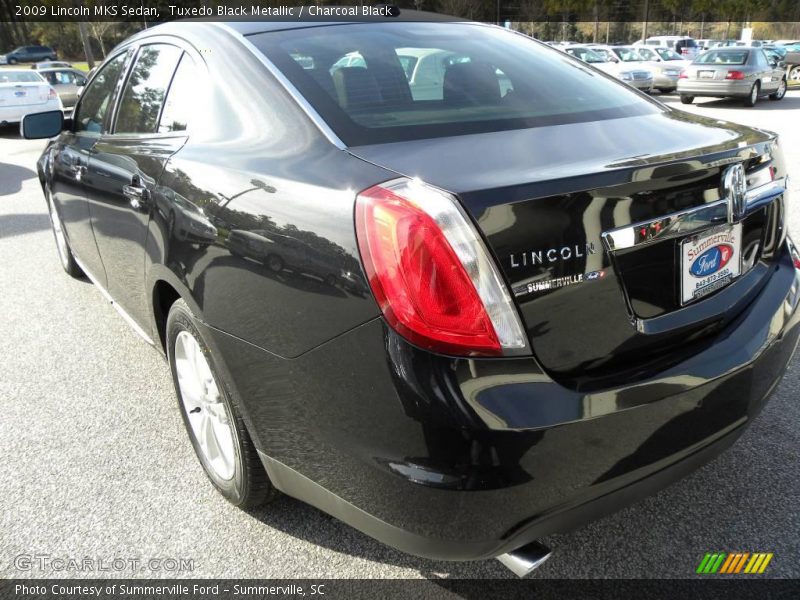 Tuxedo Black Metallic / Charcoal Black 2009 Lincoln MKS Sedan
