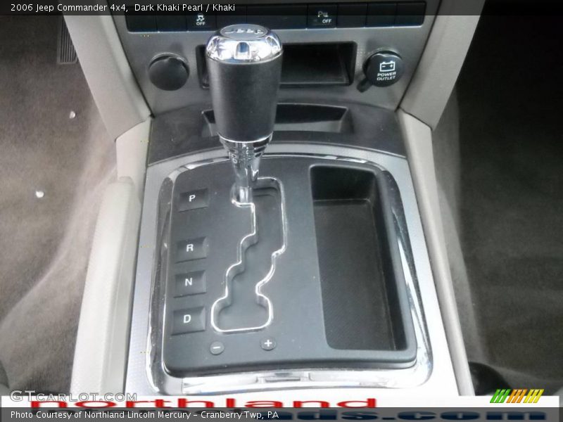 Dark Khaki Pearl / Khaki 2006 Jeep Commander 4x4