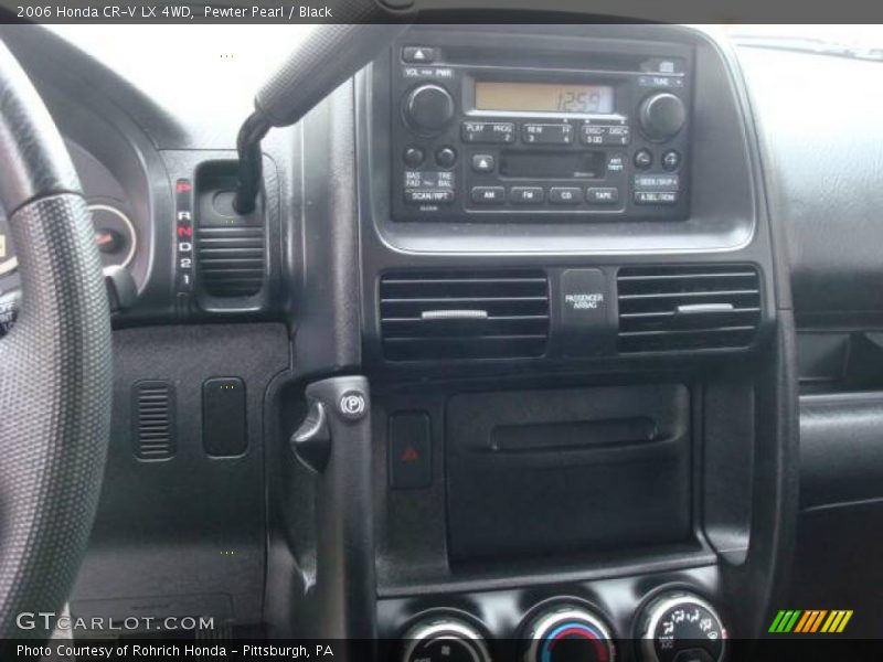 Pewter Pearl / Black 2006 Honda CR-V LX 4WD