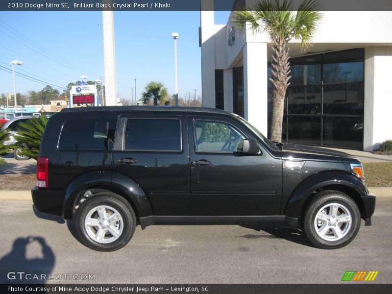 Brilliant Black Crystal Pearl / Khaki 2010 Dodge Nitro SE