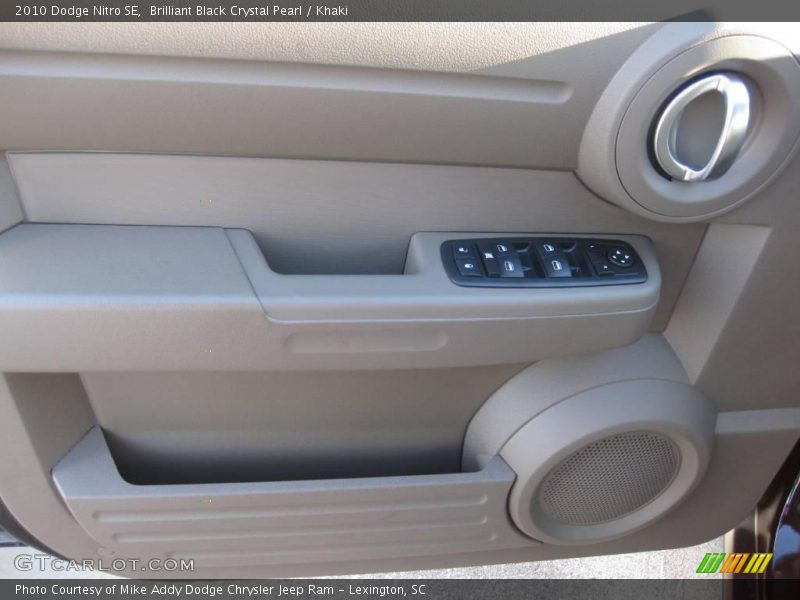 Brilliant Black Crystal Pearl / Khaki 2010 Dodge Nitro SE