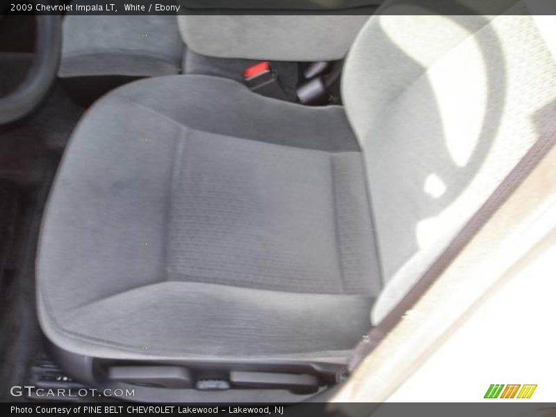 White / Ebony 2009 Chevrolet Impala LT