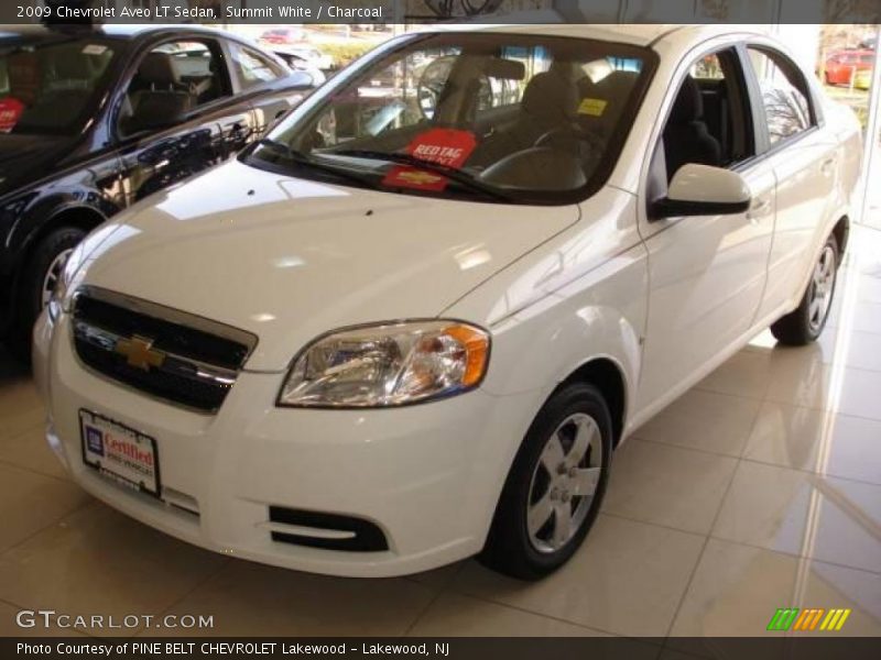 Summit White / Charcoal 2009 Chevrolet Aveo LT Sedan