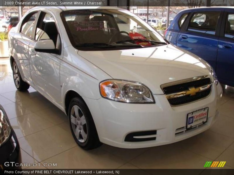 Summit White / Charcoal 2009 Chevrolet Aveo LT Sedan
