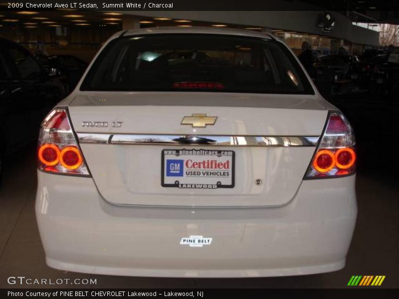 Summit White / Charcoal 2009 Chevrolet Aveo LT Sedan