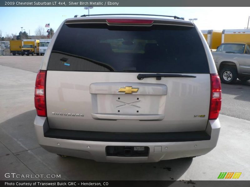 Silver Birch Metallic / Ebony 2009 Chevrolet Suburban LT 4x4