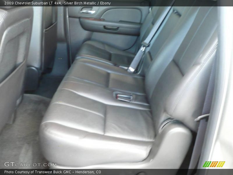 Silver Birch Metallic / Ebony 2009 Chevrolet Suburban LT 4x4