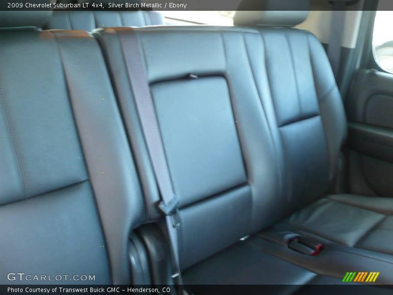 Silver Birch Metallic / Ebony 2009 Chevrolet Suburban LT 4x4