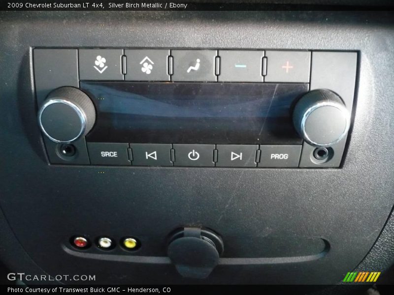 Silver Birch Metallic / Ebony 2009 Chevrolet Suburban LT 4x4