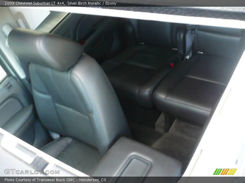 Silver Birch Metallic / Ebony 2009 Chevrolet Suburban LT 4x4