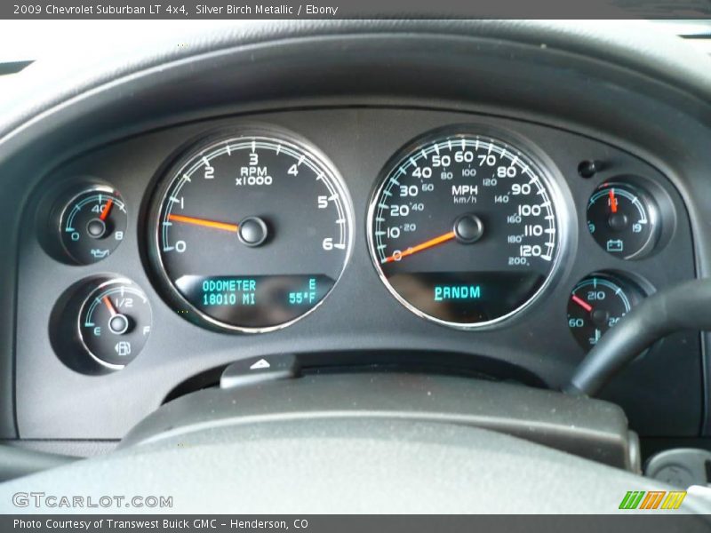 Silver Birch Metallic / Ebony 2009 Chevrolet Suburban LT 4x4