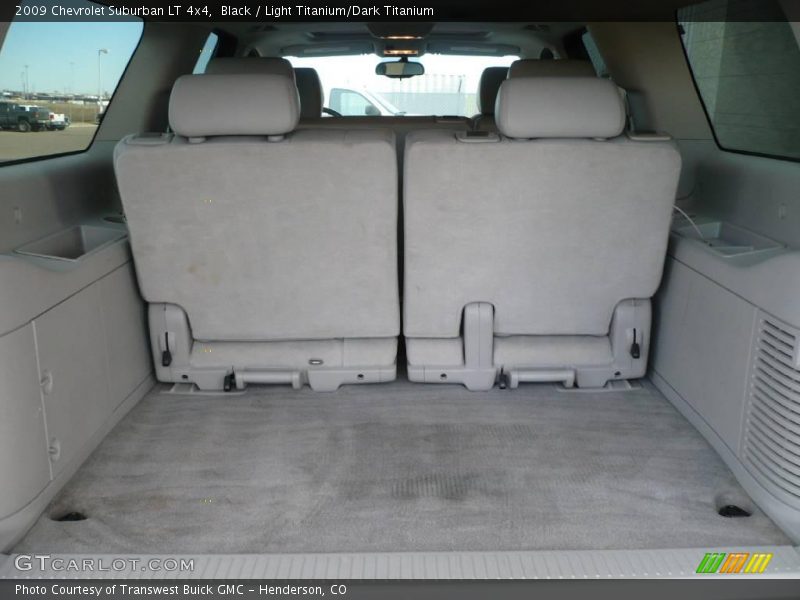 Black / Light Titanium/Dark Titanium 2009 Chevrolet Suburban LT 4x4
