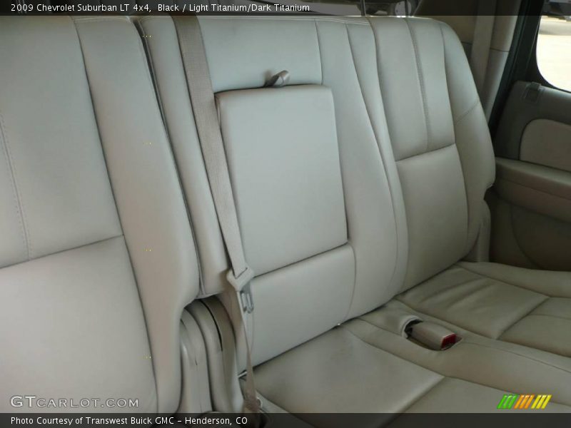 Black / Light Titanium/Dark Titanium 2009 Chevrolet Suburban LT 4x4