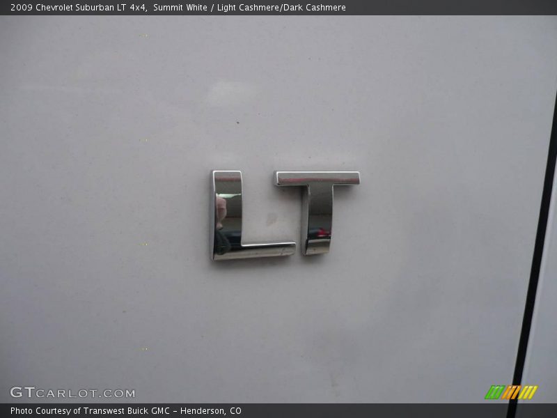Summit White / Light Cashmere/Dark Cashmere 2009 Chevrolet Suburban LT 4x4