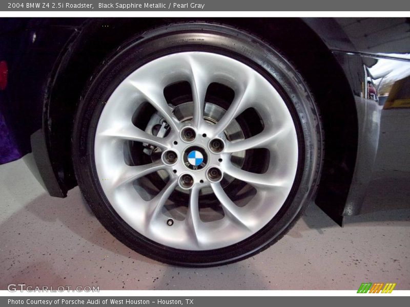 Black Sapphire Metallic / Pearl Gray 2004 BMW Z4 2.5i Roadster