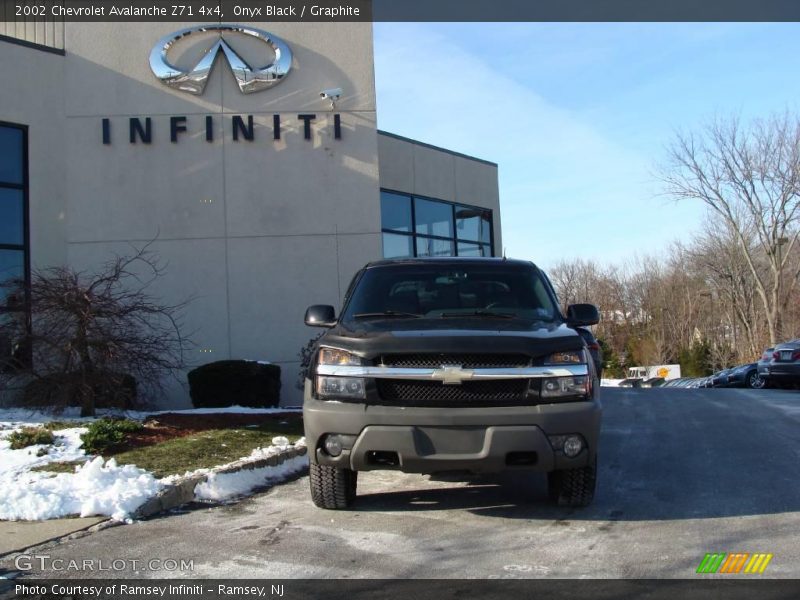 Onyx Black / Graphite 2002 Chevrolet Avalanche Z71 4x4