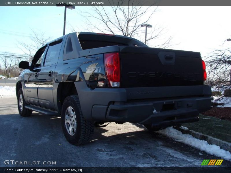 Onyx Black / Graphite 2002 Chevrolet Avalanche Z71 4x4