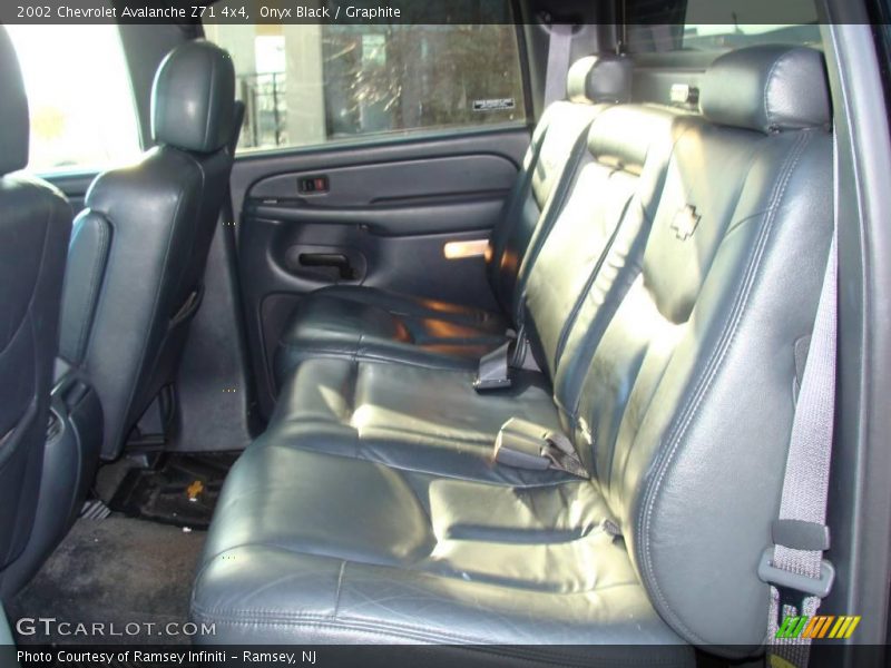 Onyx Black / Graphite 2002 Chevrolet Avalanche Z71 4x4