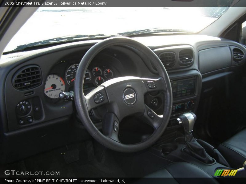 Silver Ice Metallic / Ebony 2009 Chevrolet TrailBlazer SS