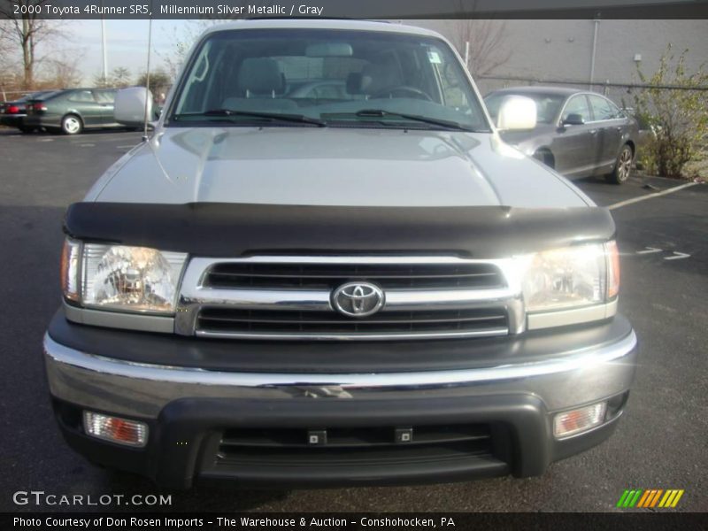 Millennium Silver Metallic / Gray 2000 Toyota 4Runner SR5