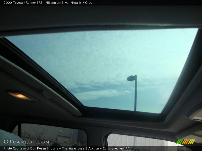 Millennium Silver Metallic / Gray 2000 Toyota 4Runner SR5