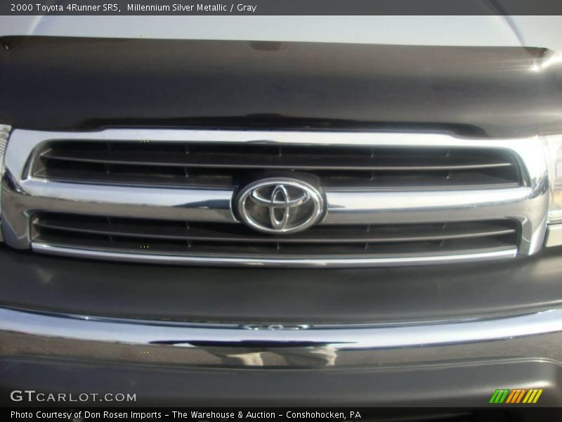 Millennium Silver Metallic / Gray 2000 Toyota 4Runner SR5