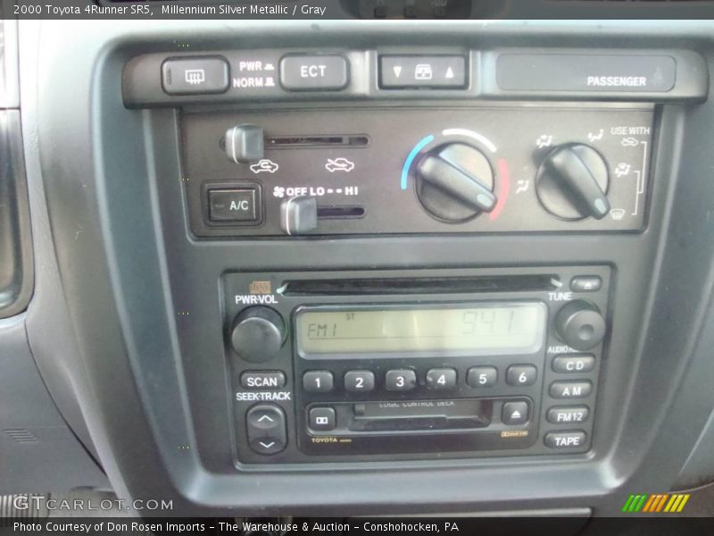 Millennium Silver Metallic / Gray 2000 Toyota 4Runner SR5