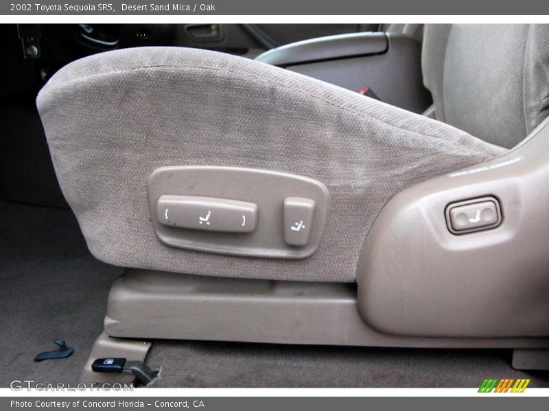 Desert Sand Mica / Oak 2002 Toyota Sequoia SR5