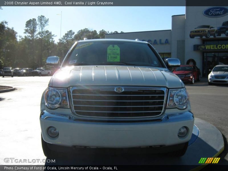Cool Vanilla / Light Graystone 2008 Chrysler Aspen Limited 4WD