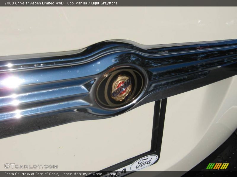 Cool Vanilla / Light Graystone 2008 Chrysler Aspen Limited 4WD