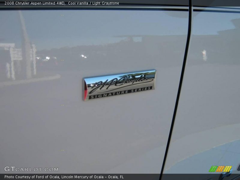 Cool Vanilla / Light Graystone 2008 Chrysler Aspen Limited 4WD