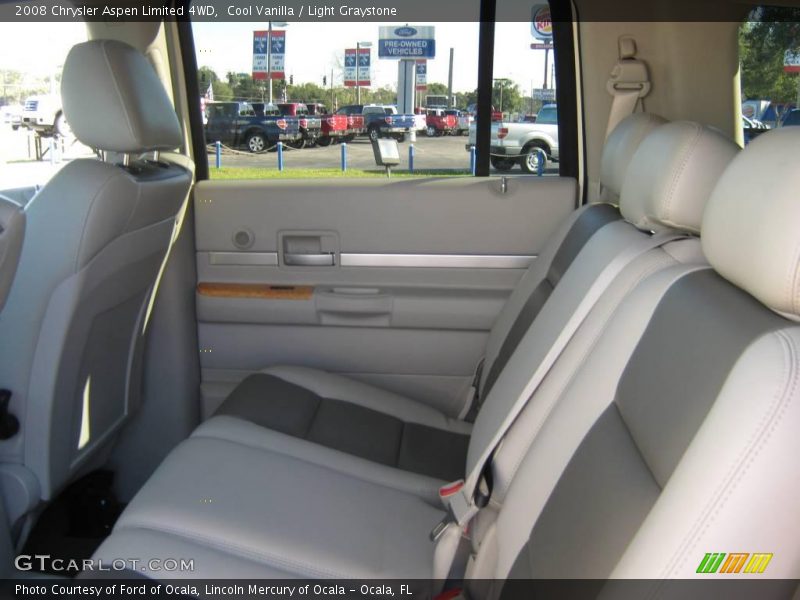 Cool Vanilla / Light Graystone 2008 Chrysler Aspen Limited 4WD
