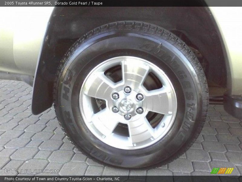 Dorado Gold Pearl / Taupe 2005 Toyota 4Runner SR5