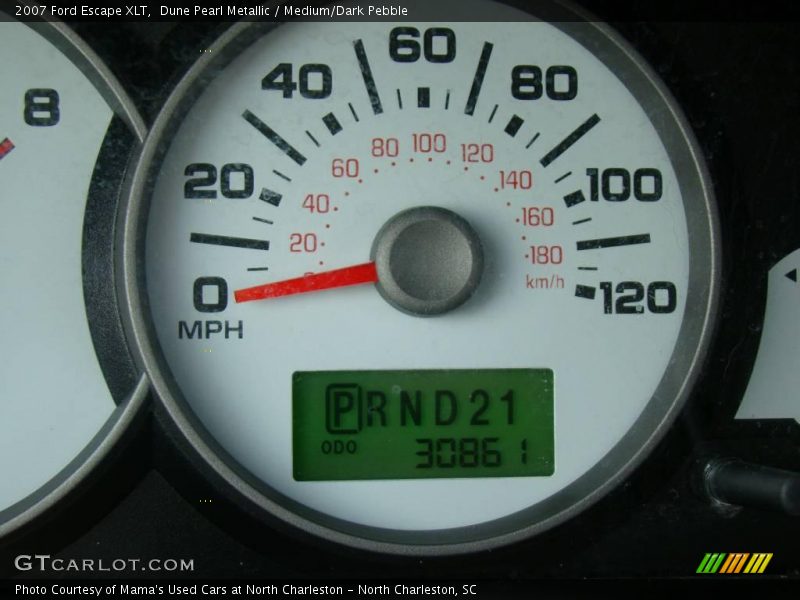 Dune Pearl Metallic / Medium/Dark Pebble 2007 Ford Escape XLT