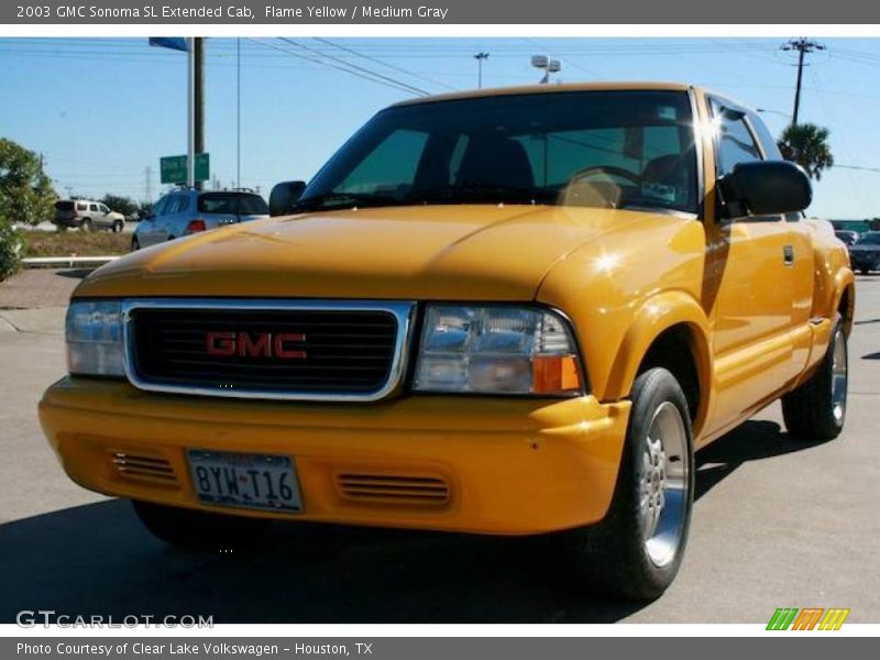 Flame Yellow / Medium Gray 2003 GMC Sonoma SL Extended Cab