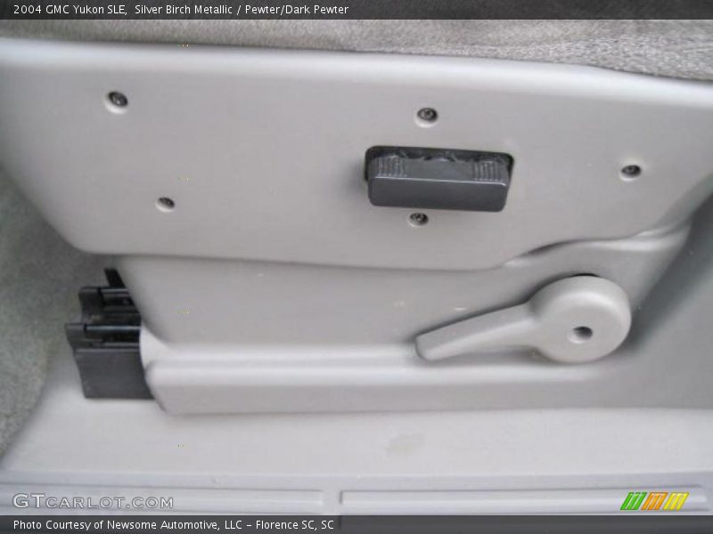 Silver Birch Metallic / Pewter/Dark Pewter 2004 GMC Yukon SLE