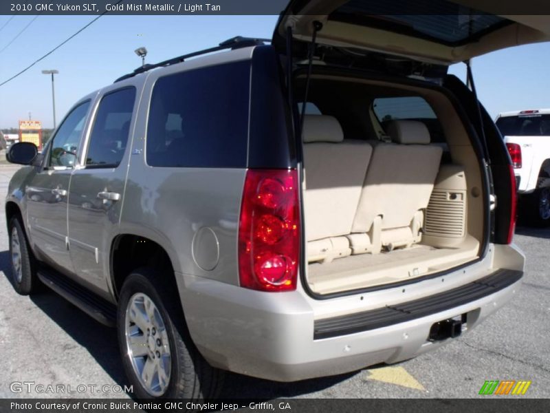 Gold Mist Metallic / Light Tan 2010 GMC Yukon SLT