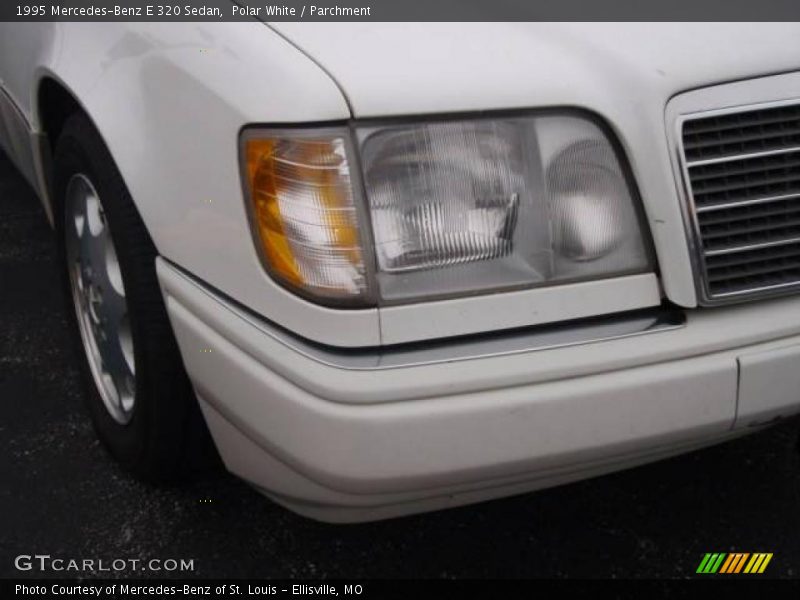 Polar White / Parchment 1995 Mercedes-Benz E 320 Sedan