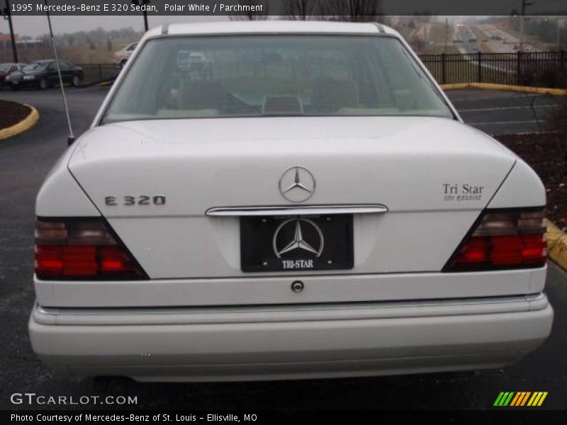 Polar White / Parchment 1995 Mercedes-Benz E 320 Sedan