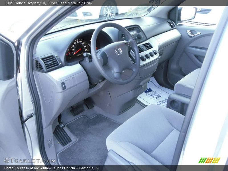 Silver Pearl Metallic / Gray 2009 Honda Odyssey LX