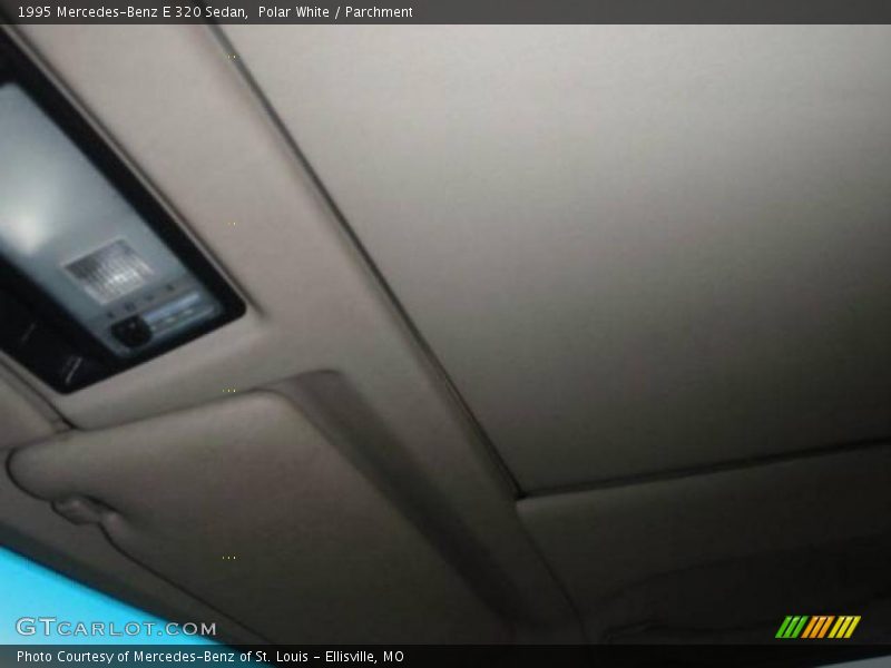 Polar White / Parchment 1995 Mercedes-Benz E 320 Sedan