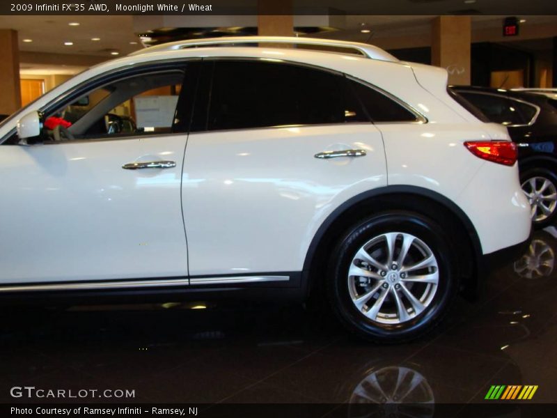 Moonlight White / Wheat 2009 Infiniti FX 35 AWD
