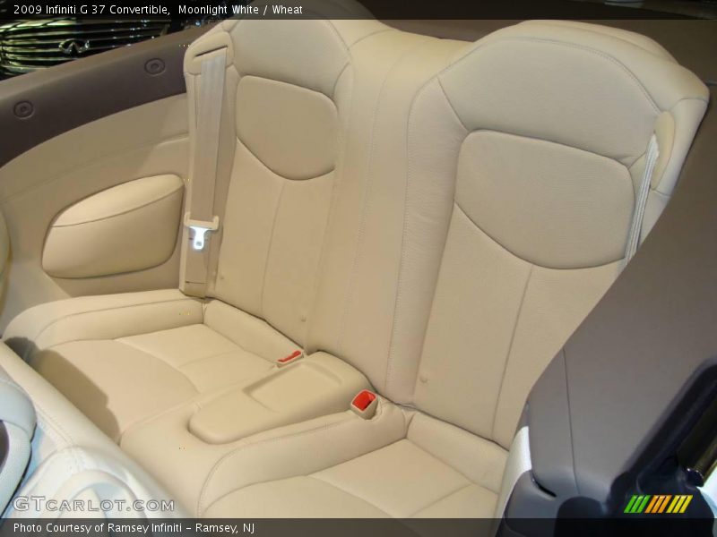 Moonlight White / Wheat 2009 Infiniti G 37 Convertible