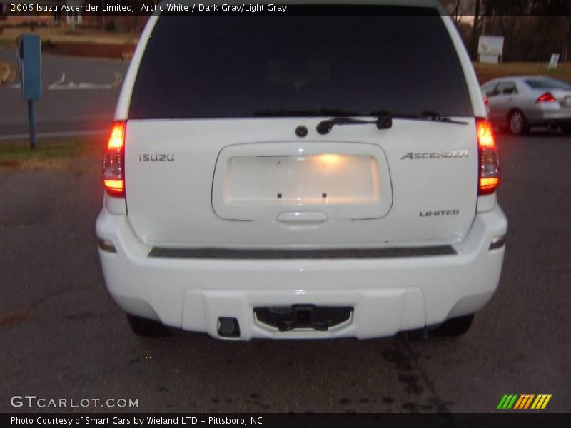 Arctic White / Dark Gray/Light Gray 2006 Isuzu Ascender Limited