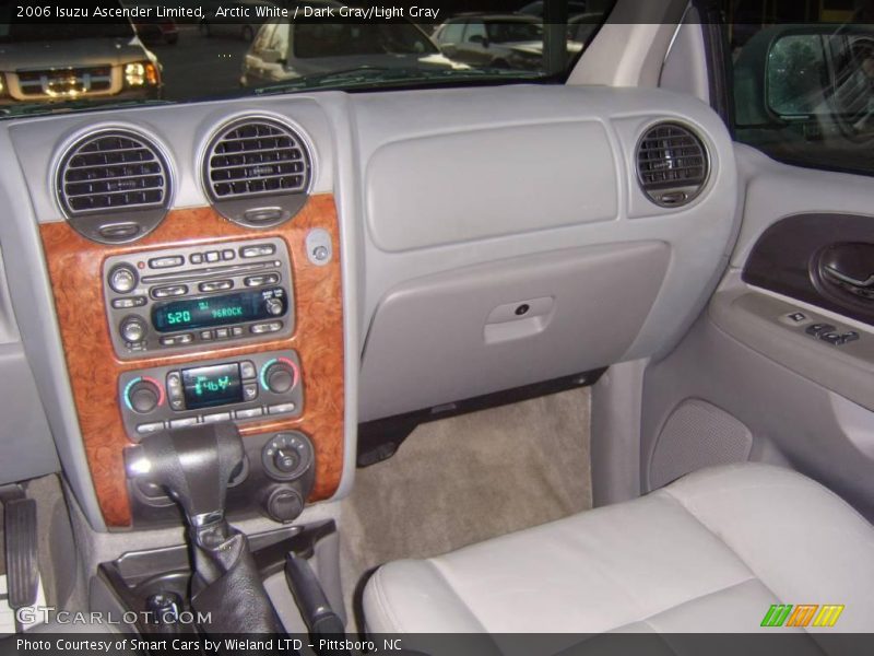 Arctic White / Dark Gray/Light Gray 2006 Isuzu Ascender Limited