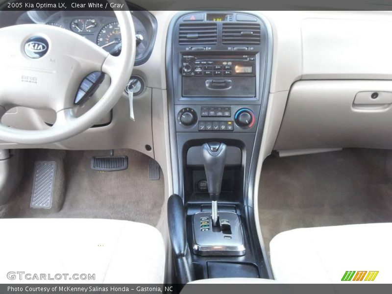 Clear White / Gray 2005 Kia Optima LX